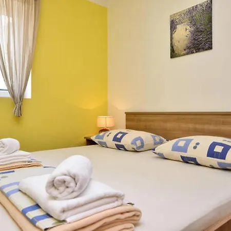 Seaside Holiday House Bibinje, Zadar - 13157 Feriehus Bibinje