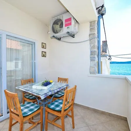 Feriehus Seaside Holiday House Bibinje, Zadar - 13157